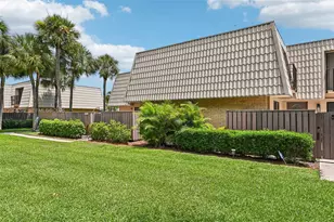 5016 50th Way, West Palm Beach, FL 33409 - Photo 4