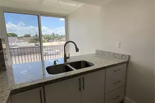 9441 SW 4th St, Miami, FL 33174 - Photo 4