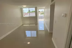 9441 SW 4th St, Miami, FL 33174 - Photo 6
