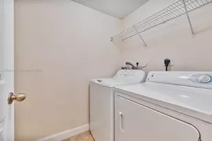 1452 SE 25th Ave, Homestead, FL 33035 - Photo 10