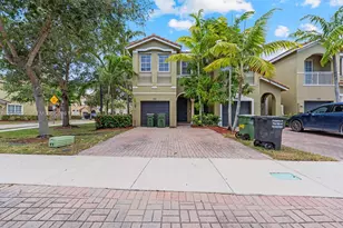 1452 SE 25th Ave, Homestead, FL 33035 - Photo 1