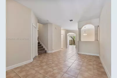 1452 SE 25th Ave, Homestead, FL 33035 - Photo 2