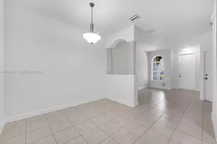 2482 SE 15th Ct, Homestead, FL 33035 - Photo 8