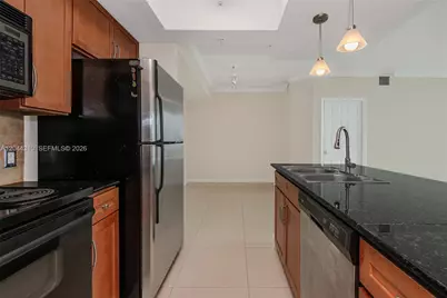 2000 N Bayshore Dr #516, Miami, FL 33137 - Photo 10
