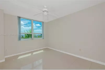 2000 N Bayshore Dr #516, Miami, FL 33137 - Photo 22