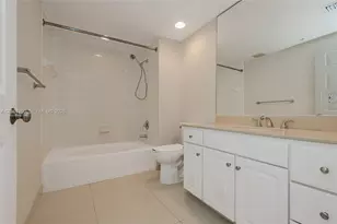 2000 N Bayshore Dr, Miami, FL 33137 - Photo 40
