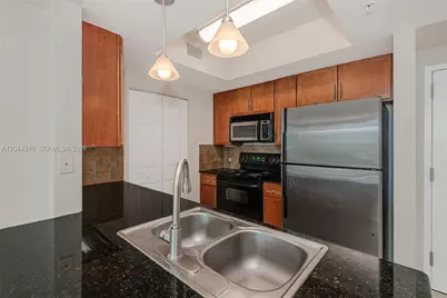 2000 N Bayshore Dr #516, Miami, FL 33137 - Photo 14