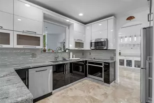 15262 SW 11th St, Miami, FL 33194 - Photo 8
