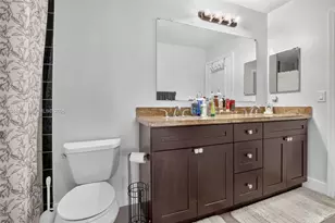 19322 NW 11th St, Pembroke Pines, FL 33029 - Photo 36