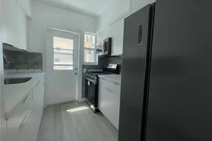 2120 Biarritz Dr, Miami Beach, FL 33141 - Photo 4