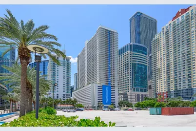 1200 Brickell Bay Dr #3614, Miami, FL 33131 - Photo 22