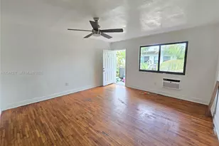 7035 Rue Granville, Miami Beach, FL 33141 - Photo 1