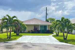 1359 Summit Run Cir, West Palm Beach, FL 33415 - Photo 1