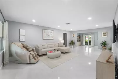 14307 Amapola Dr, Delray Beach, FL 33484 - Photo 4