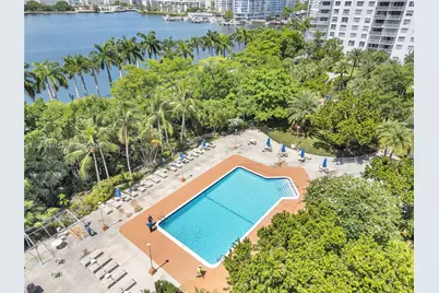 2851 NE 183rd St #1412E, Aventura, FL 33160 - Photo 24