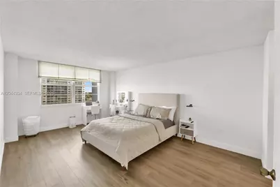 2851 NE 183rd St #1412E, Aventura, FL 33160 - Photo 10