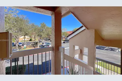 757 NW 92nd Ave #757, Plantation, FL 33324 - Photo 2