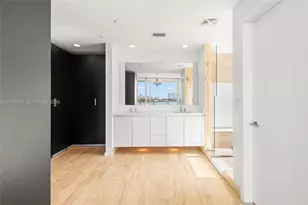 1470 16th St, Miami Beach, FL 33139 - Photo 10