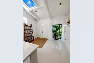 2641 S Parkview Dr, Hallandale Beach, FL 33009 - Photo 22
