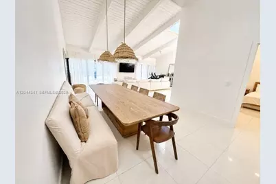 2641 S Parkview Dr, Hallandale Beach, FL 33009 - Photo 14