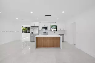 770 NE 160th St, Miami, FL 33162 - Photo 8