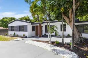 770 NE 160th St, Miami, FL 33162 - Photo 4