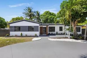 770 NE 160th St, Miami, FL 33162 - Photo 1