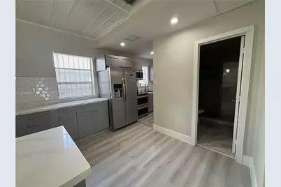 5011 SW 5th St #0, Miami, FL 33134 - Photo 6
