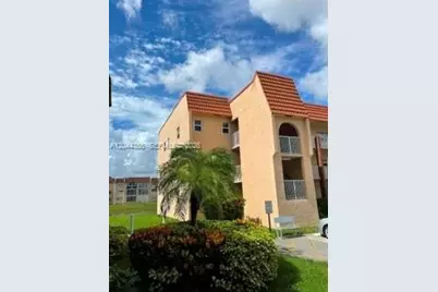 9010 Sunrise Lakes Blvd #301, Sunrise, FL 33322 - Photo 10