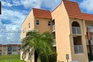 9010 Sunrise Lakes Blvd, Sunrise, FL 33322 - Photo 10