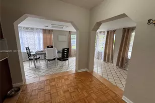 2082 NE 180th St, North Miami Beach, FL 33162 - Photo 6