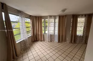 2082 NE 180th St, North Miami Beach, FL 33162 - Photo 10