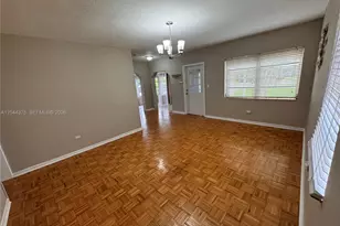 2082 NE 180th St, North Miami Beach, FL 33162 - Photo 4