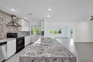 4311 Hayes St, Hollywood, FL 33021 - Photo 8