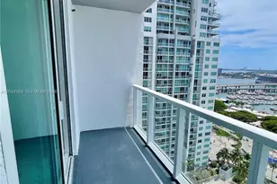 253 NE 2nd St, Miami, FL 33132 - Photo 16
