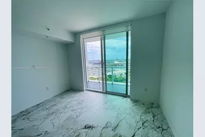 253 NE 2nd St #2409, Miami, FL 33132 - Photo 10