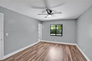 611 SW 76th Terrace, North Lauderdale, FL 33068 - Photo 18