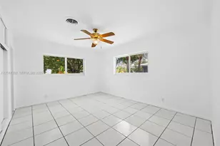 733 N Rainbow Dr, Hollywood, FL 33021 - Photo 12