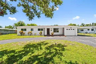 733 N Rainbow Dr, Hollywood, FL 33021 - Photo 2