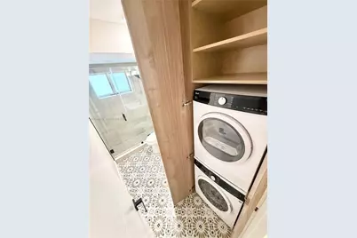641 Espanola Way #17, Miami Beach, FL 33139 - Photo 12