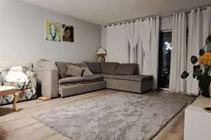 450 Golden Isles Dr, Hallandale Beach, FL 33009 - Photo 26