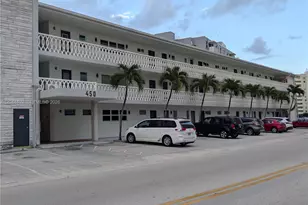 450 Golden Isles Dr, Hallandale Beach, FL 33009 - Photo 22
