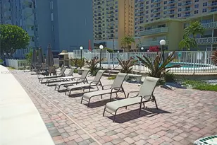 450 Golden Isles Dr, Hallandale Beach, FL 33009 - Photo 20