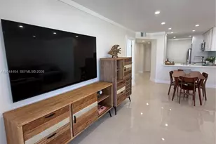 3725 S Ocean Dr, Hollywood, FL 33019 - Photo 12