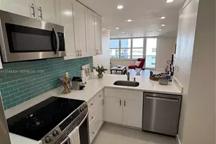3725 S Ocean Dr, Hollywood, FL 33019 - Photo 10