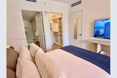 90 NE 32 #302, Miami, FL 33137 - Photo 10