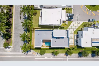 10381 NW 67th Ter, Doral, FL 33178 - Photo 26