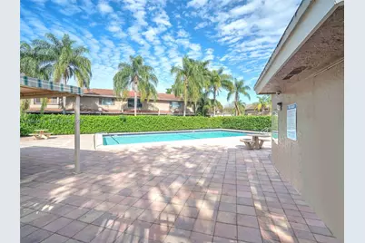 1245 Sussex Dr, North Lauderdale, FL 33068 - Photo 42