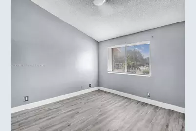 1245 Sussex Dr, North Lauderdale, FL 33068 - Photo 32