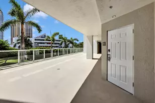 18100 N Bay Rd, Sunny Isles Beach, FL 33160 - Photo 26